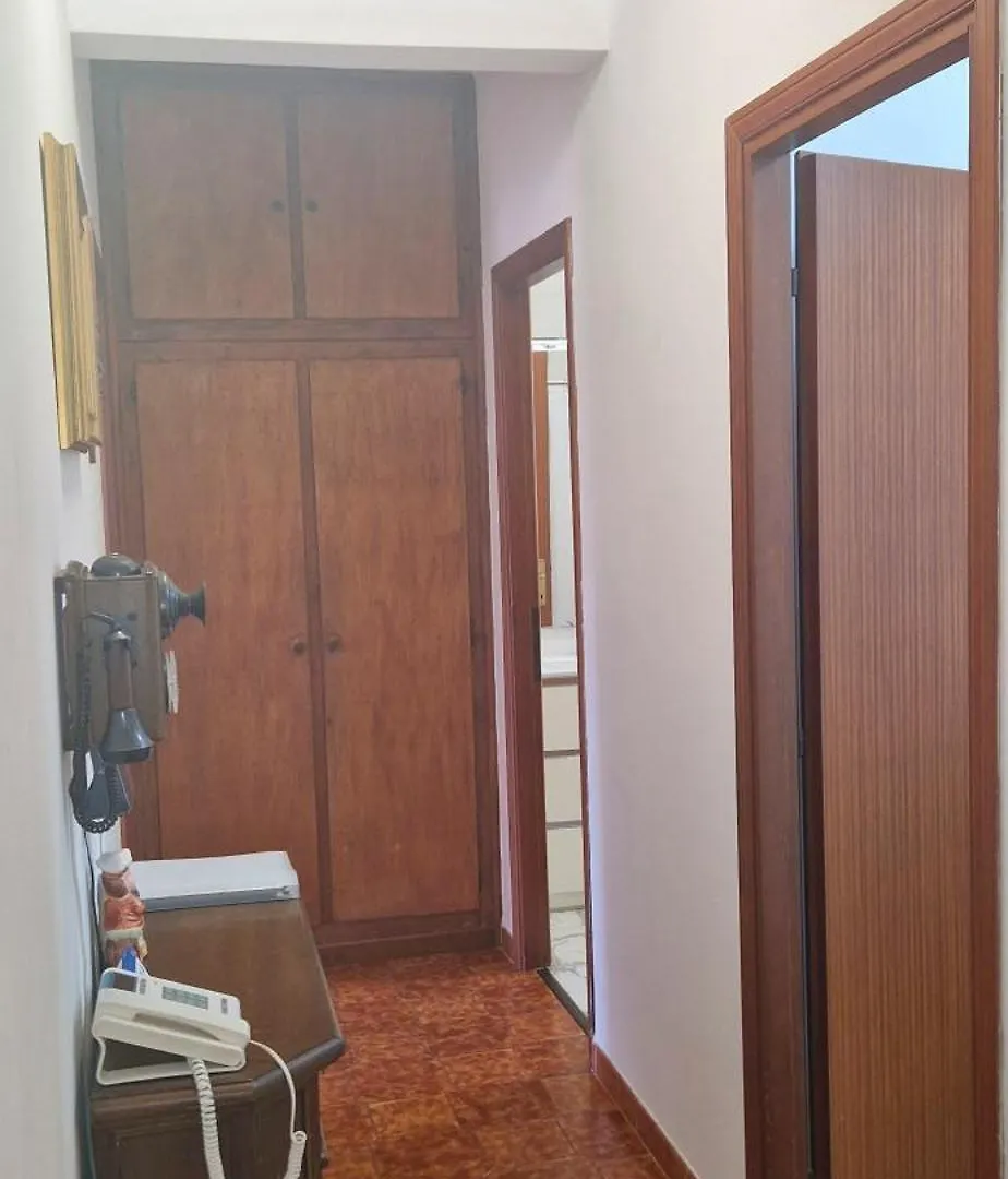 Апартаменты Casa Stazione Magliana Рим 0*,  Италия